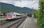 Der SBB RABDe 500 022  Expo.02  ist als IR 51 1622 auf dem Weg von Basel SBB nach Lausanne und konnte in Grenchen Nord fotografiert werden. Der ICN tr�gt den Namen/Bezeichnung  Expo.02  aber er ist auch Carl Spitteler und Hermann Hesse gewidmet.

20 Mai 2026